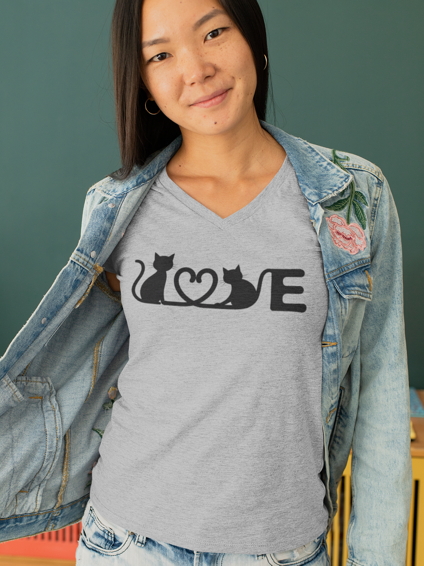 LOVE Cat Shirt, Cat Lover T-shirt, Cat V Neck Shirt, Cat Lover Gift, Gift for Her, Cat Mom Shirt Gift, Cute Cat Shirts, Cute Cat Tshirt