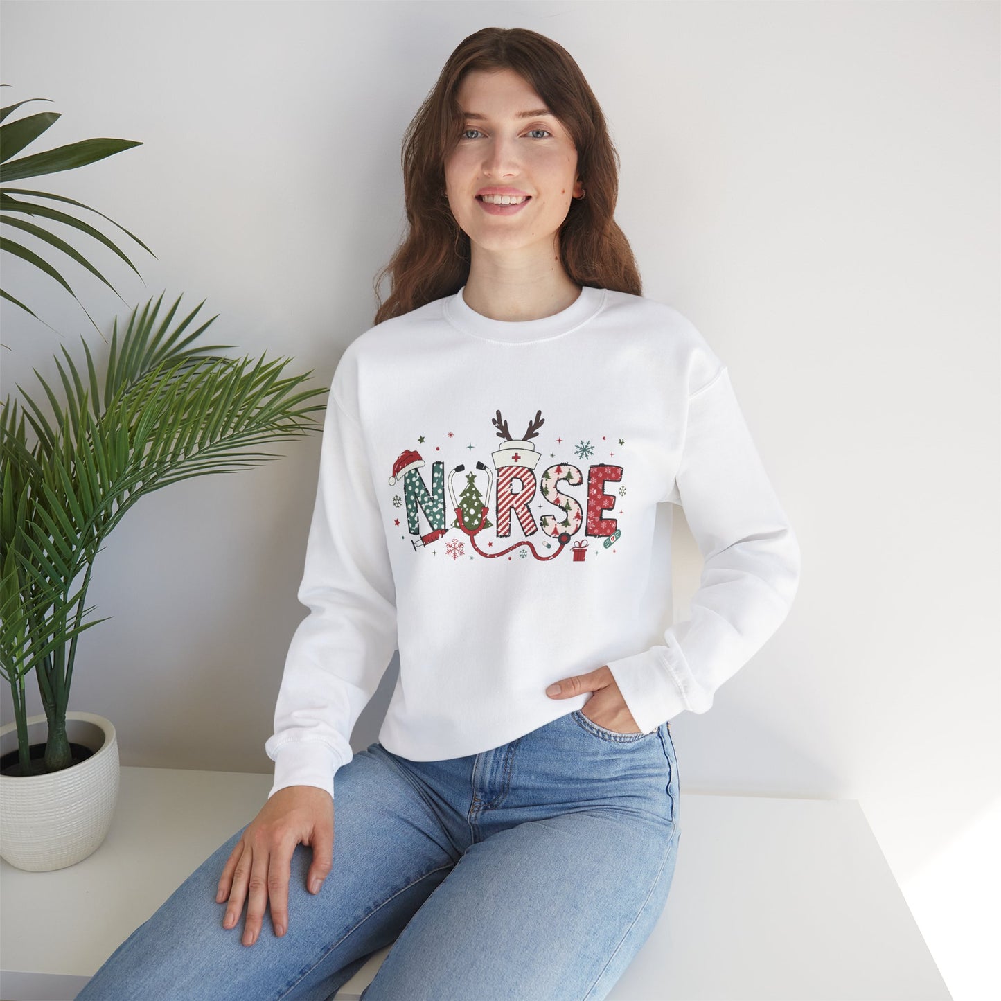 🎄 Festive "Nurse" Christmas Medical Sweatshirt - Perfect for Holiday Cheer! 🎅✨